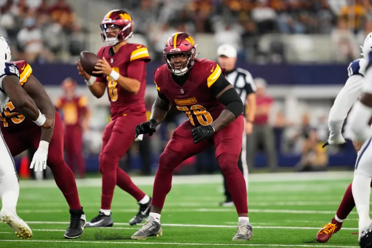 Commanders take a hit on offensive line with Tunsil injury